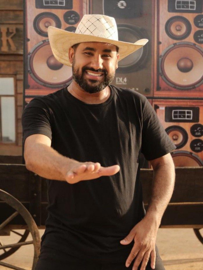 Ra&iacute; Saia Rodada