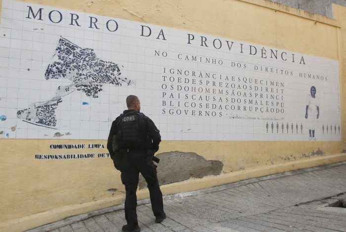 (Arquivo) Operação policial no Morro da Providência, na região central da cidade