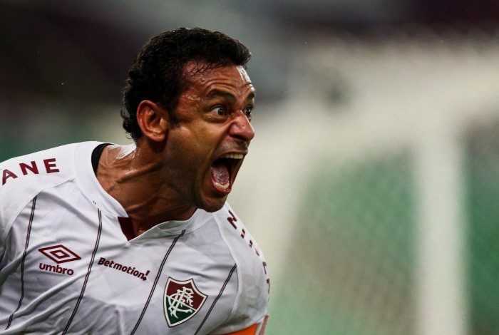 Fred comemora o primeiro gol do Fluminense contra o Fortaleza. Apesar da vitória de 2 a 0, Tricolor das Laranjeiras ficou em 5º lugar