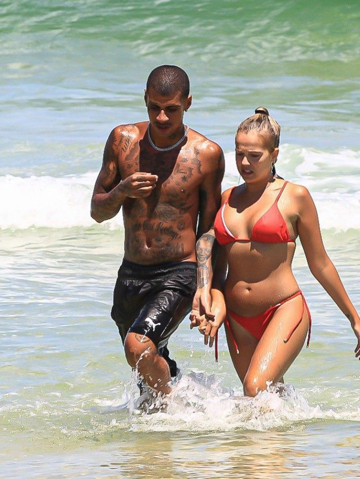 Gabi Lopes e MC PK Delas