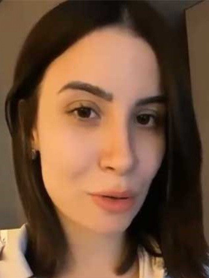 Bianca Andrade - reprodução de vídeo