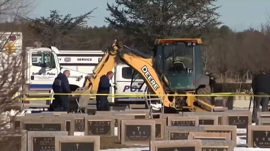 Túmulo desaba e coveiro morre ao ser enterrado vivo em cemitério nos EUA - Reprodução