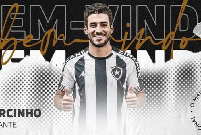 Marcinho é anunciado pelo Botafogo
