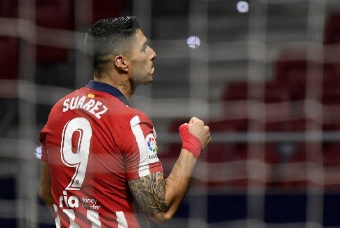 Com gol de pênalti de Luis Suárez, Atlético de Madrid soma mais três pontos em vitória importante para permanecer na liderança