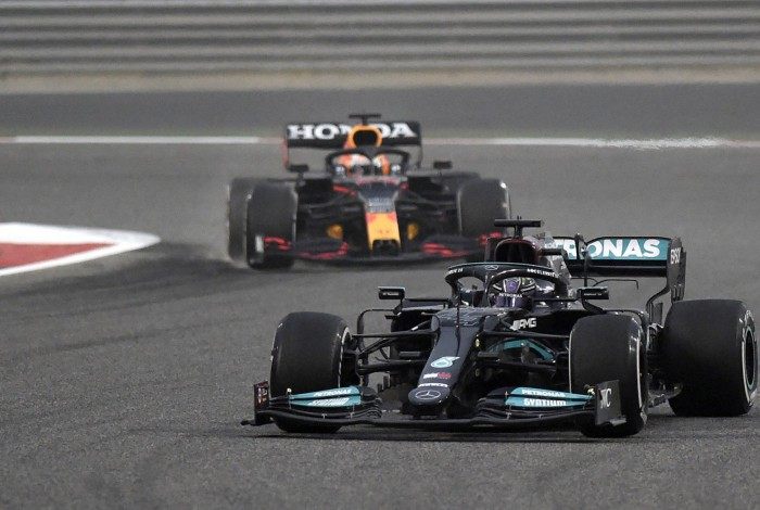 Hamilton e Verstappen são os principais nomes na disputa pelo título da temporada de Fórmula 1