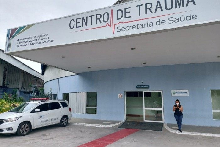 Comerciante foi socorrido ao Hospital Estadual Alberto Torres (HEAT)
