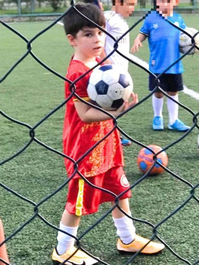 Menino Henry sofreu hemorragia interna e laceração do fígado