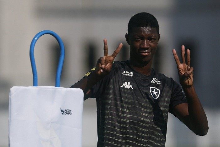 Babi. Treino do Botafogo no Estadio Nilton Santos. 17 de julho de 2020

