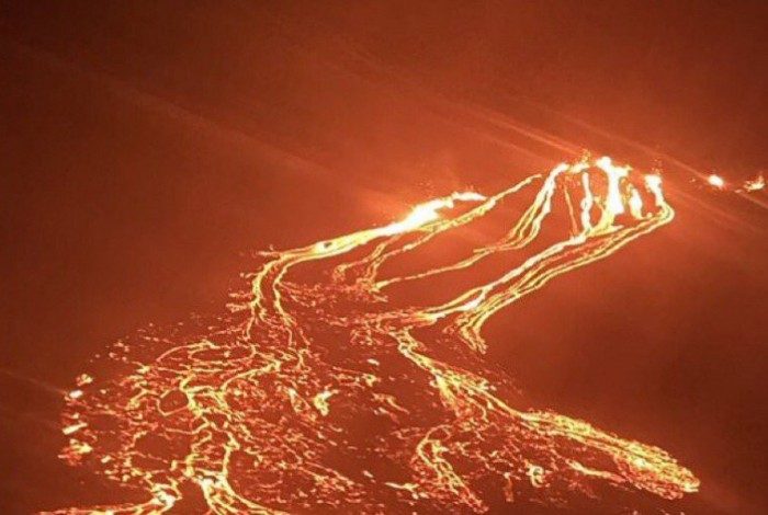 Erupção de vulcão adormecido há quase 800 anos
