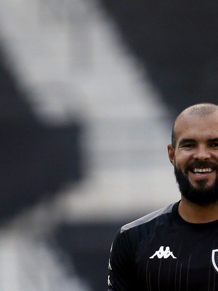 Ze Welison. Treino Botafogo no Estadio Nilton Santos. 19 de Marco de 2021, Rio de Janeiro, RJ, Brasil