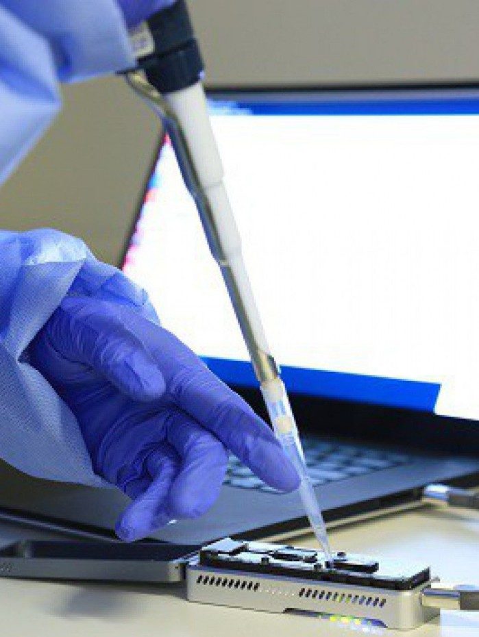 A Fiocruz aponta que pandemia permanece em patamares cr&iacute;ticos