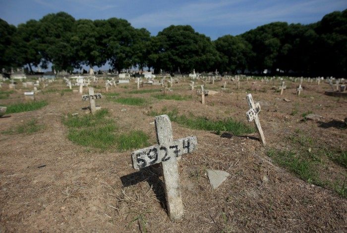 Novo recorde: Brasil registra 3.780 mortes por Covid-19 em apenas um dia 