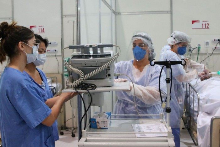 Hospitais do Rio de Janeiro enfrentam falta de sedativos para procedimento de intubação