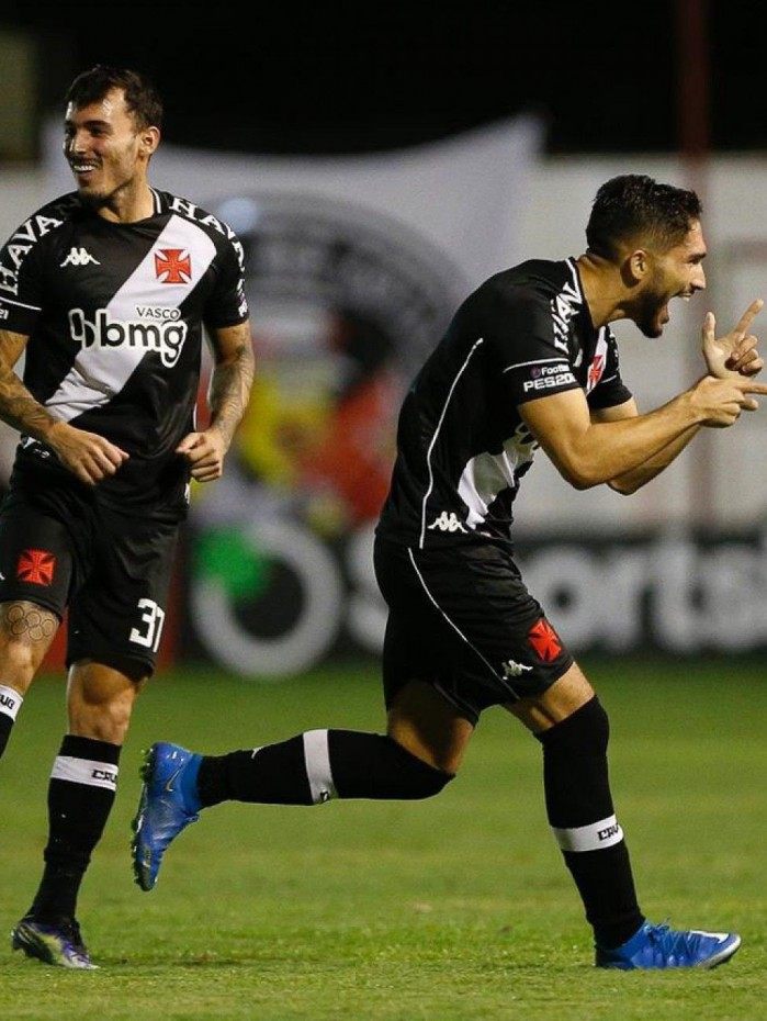 Andrey comemora gol do Vasco