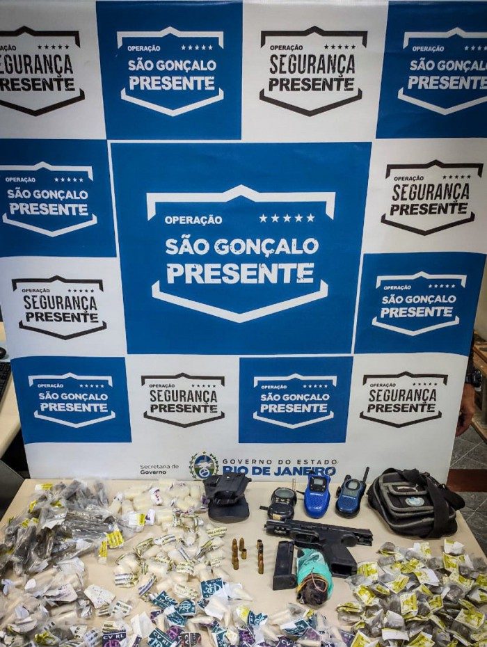 São Gonçalo Presente apreendeu pistola, granada e drogas com o suspeito que foi baleado durante confronto