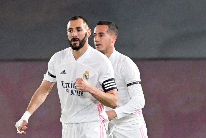 Benzema marcou belo gol pelo Real Madrid