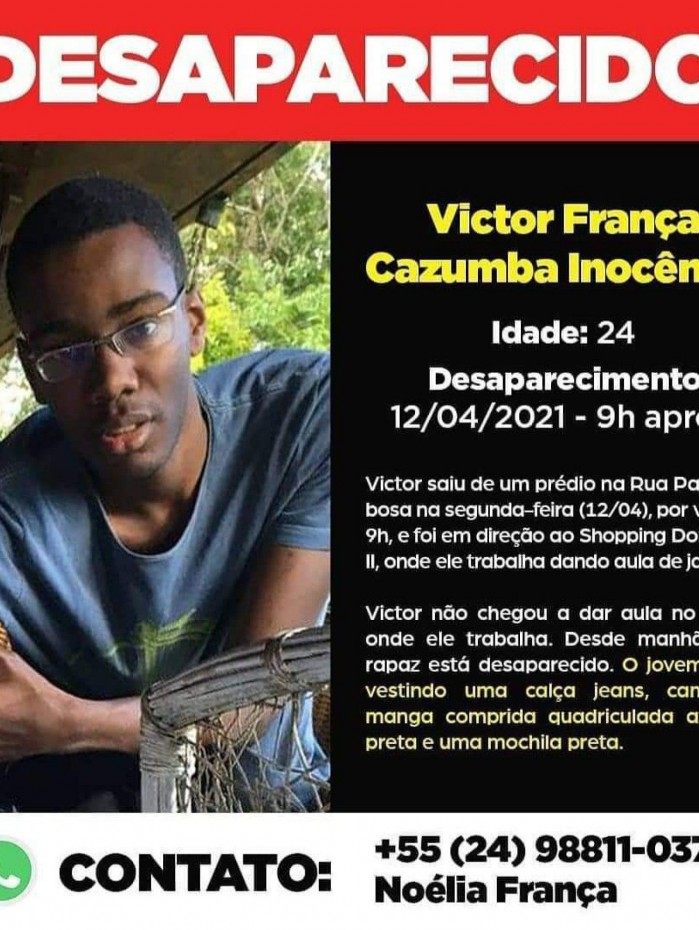 Cartaz está sendo divulgado com informações de contato da família do professor desaparecido