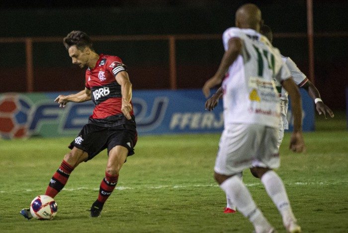 Partida entre as equipes de Portuguesa e Flamengo, válida pela décima rodada do Campeonato Carioca 2021, realizada no estádio Luso Brasileiro, na Portuguesa, Zona Norte do Rio, neste sábado (17). 