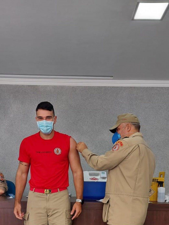 Corpo de Bombeiros promove vacinação contra a covid-19 para os militares da ativa