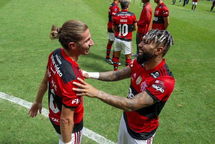 Amazon estampou a marca na parte de trás da camisa do Flamengo em patrocínio pontual na final da Supercopa do Brasil
