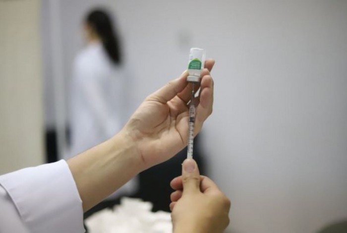Vacinação contra a influenza (gripe) vem sendo realizada desde a última segunda-feira (19) em Petrópolis