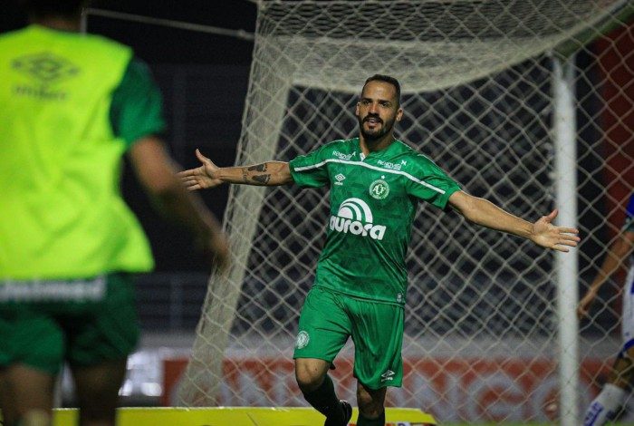 Revelado pelo Cruzeiro, Anselmo Ramon, de 32 anos, está cotado para herdar a vaga de Matheus Babi no Botafogo