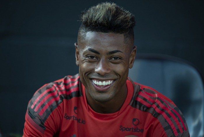 Bruno Henrique - Atividade no Ninho - 19-03-2021 - Foto - Alexandre Vidal 