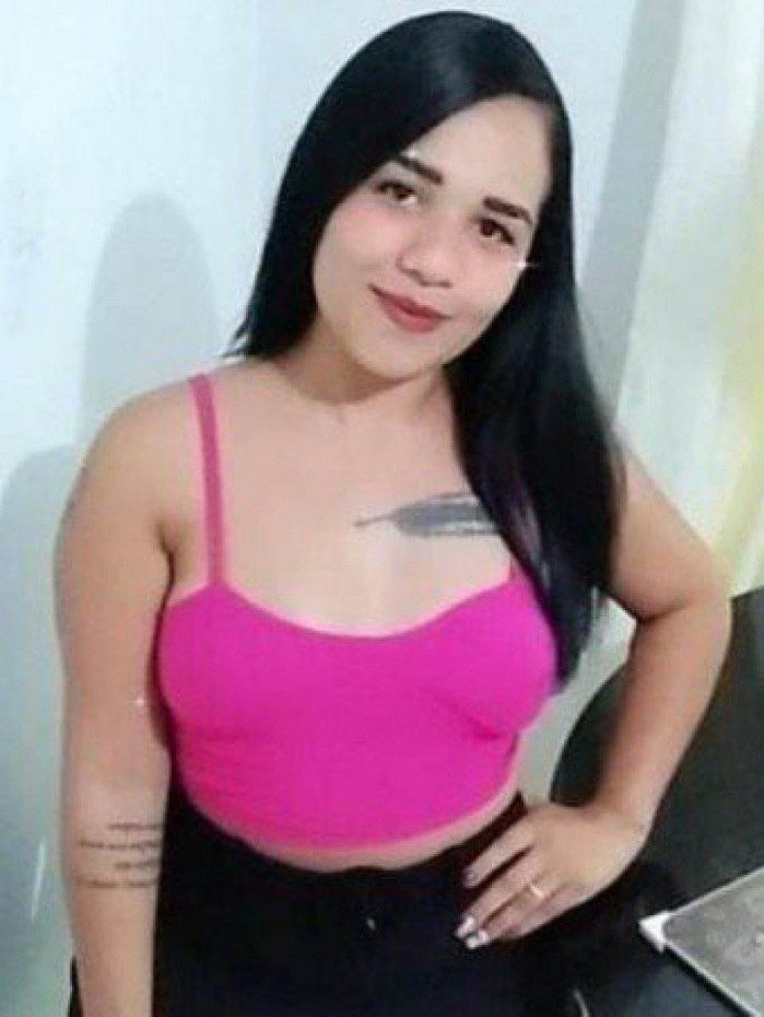 Larissa nascimento, de 22 anos, morreu neste domingo
