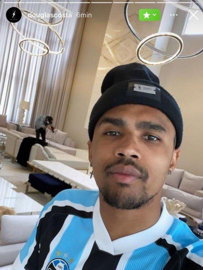Após 11 anos na Europa, Douglas Costa está perto de sacramentar a volta ao Grêmio