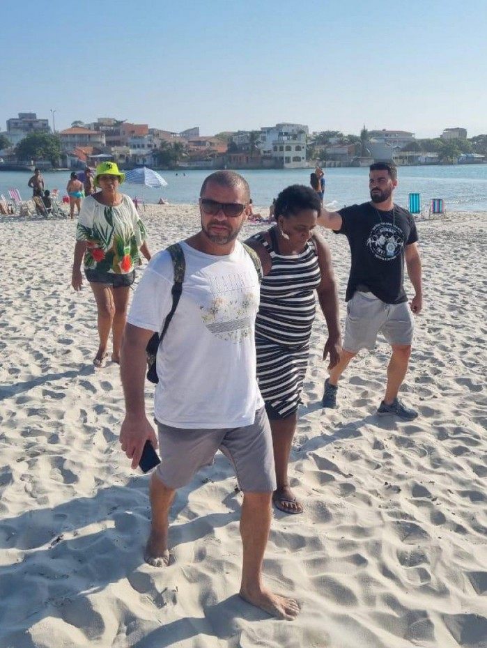Agentes da Dcod prenderam Sandra Sapat&atilde;o na Praia do Boqueir&atilde;o, em Saquarema 
