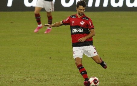 Atropelo do Flamengo em cima do São Paulo de Ceni rende memes na