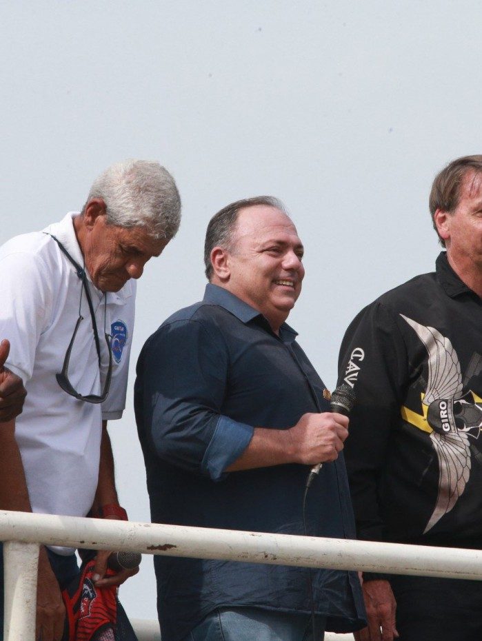 Segundo os partidos de oposi&ccedil;&atilde;o, o acesso ao procedimento &eacute; de interesse p&uacute;blico, por se tratar de &quot;ato pol&iacute;tico praticado por militar da ativa&quot;.