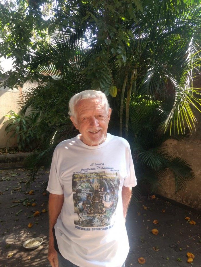 De origem irlandesa, o padre Bernardo chegou ao Brasil em 1968 por meio da congregação religiosa Missionários Oblatos de Maria Imaculada