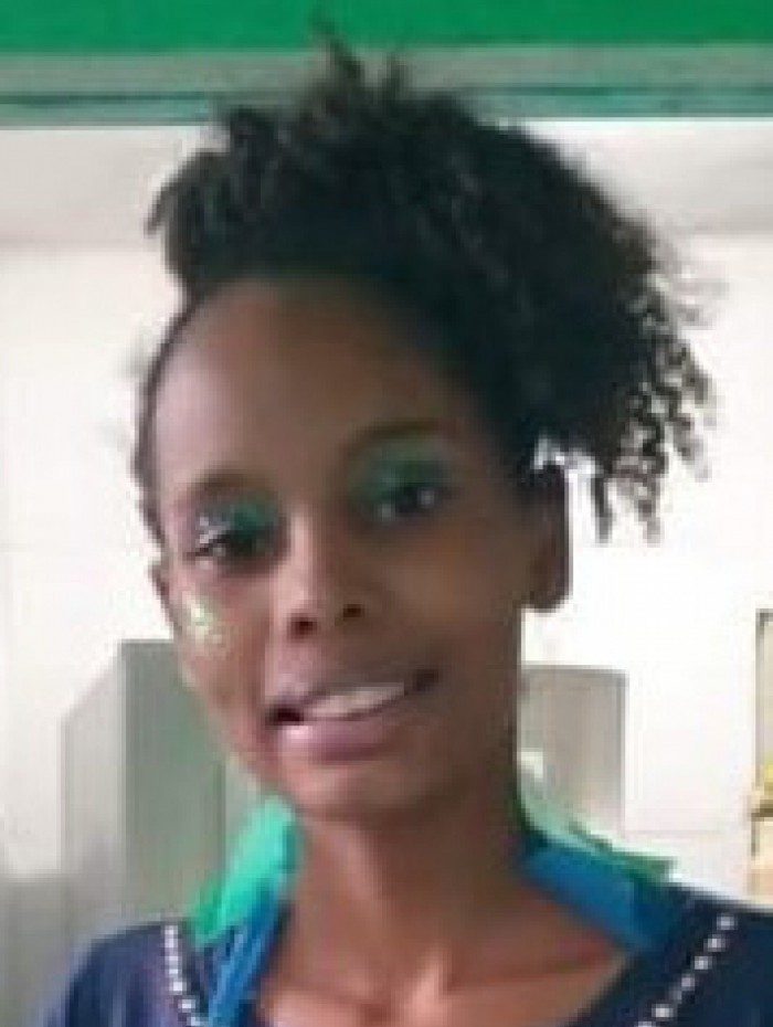 Thayn&aacute; Fernando, de 22 anos, foi localizada pela fam&iacute;lia, no Complexo da Mar&eacute;, na Zona Norte do Rio, ap&oacute;s ficar 5 dias desaparecida   