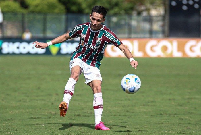 Rio de Janeiro - 06/06/2021 - São Januário. .Fluminense enfrenta o Cuiabá esta manhã em São Januário pela 2ª rodada do Campeonato Brasileiro 2021..FOTO: LUCAS MERÇON / FLUMINENSE F.C....IMPORTANTE: Imagem destinada a uso institucional e divulgação, seu.uso comercial está vetado incondicionalmente por seu autor e o.Fluminense Football Club.É obrigatório mencionar o nome do autor ou.usar a imagem....IMPORTANT: Image intended for institutional use and distribution..Commercial use is prohibited unconditionally by its author and.Fluminense Football Club. It is mandatory to mention the name of the.author or use the image....IMPORTANTE: Imágen para uso solamente institucional y distribuición. El.uso comercial es prohibido por su autor y por el Fluminense Football.Club. És mandatório mencionar el nombre del autor ao usar el imágen.