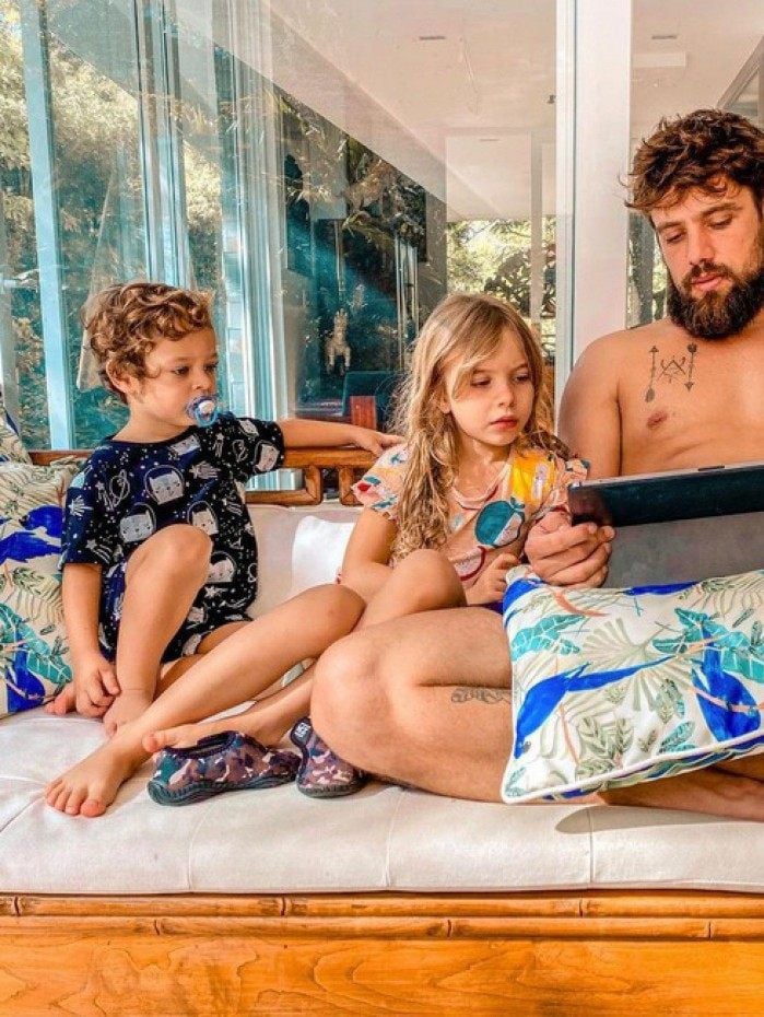 Rafael Cardoso com os filhos