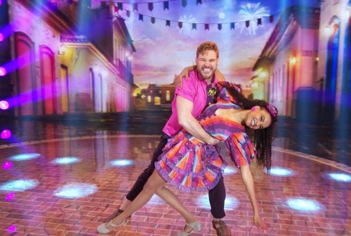 'Super Dança dos Famosos' chega à terceira fase. Entenda ...