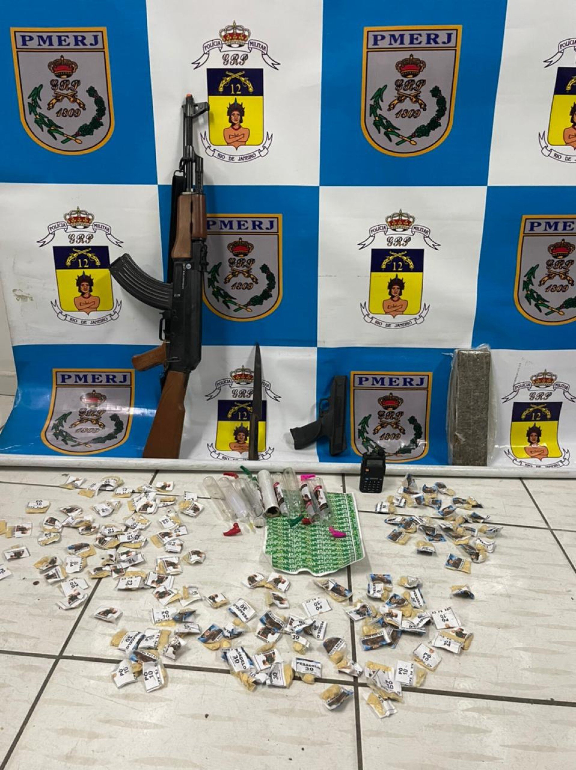 Pol&iacute;cia Militar resgata caminhoneiro sequestrado em Maric&aacute;