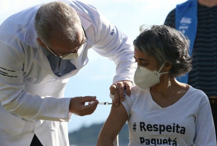 Vacinação em massa da população elegível da Ilha faz parte do projeto "PaqueTá Vacinada"