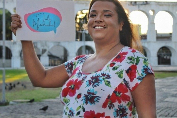 Atriz transexual e condecorada na cãmara de vereadores do Rio 