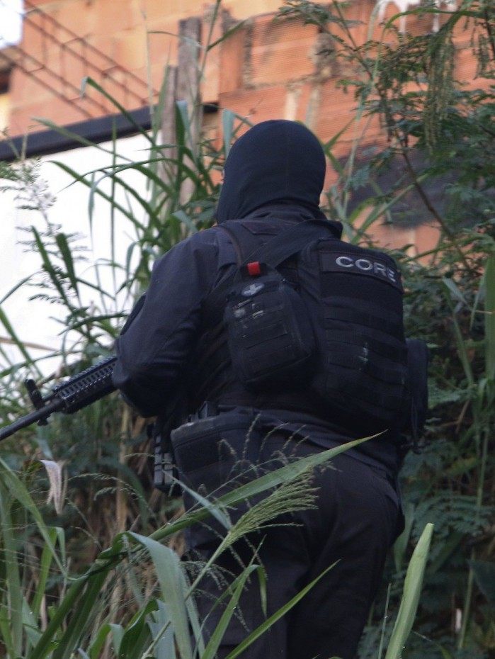 Opera&ccedil;&atilde;o Policial no Complexo da Mangueirinha, em Duque de Caxias, na Baixada Fluminense