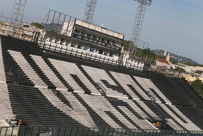 São Januário teve dia movimentado nesta quinta-feira