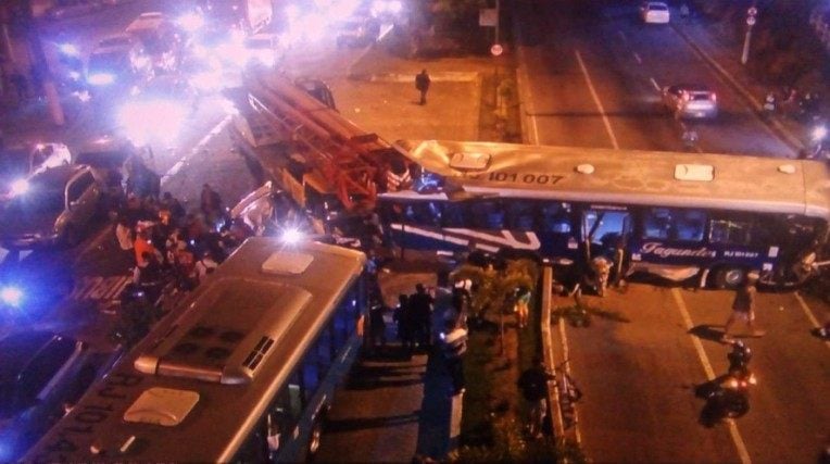 Acidente grave deixa um morto e 15 feridos em Niterói | Rio de Janeiro | O  Dia