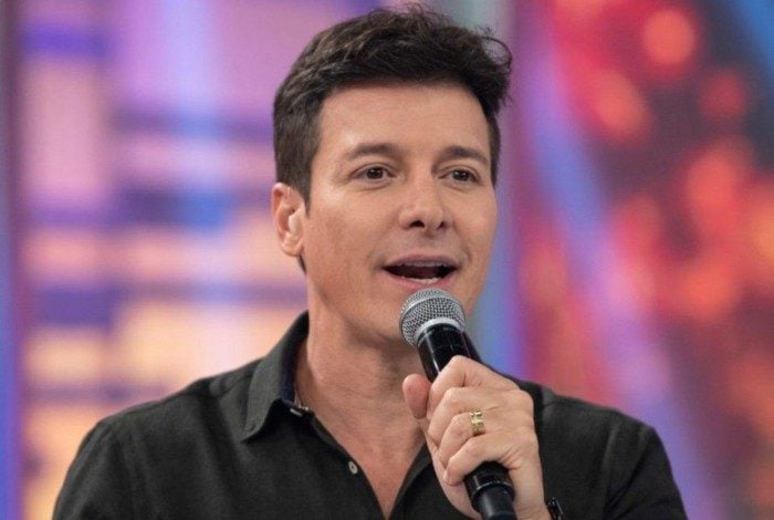 Rodrigo Faro já tem data certa para voltar as gravações de seu programa na Record