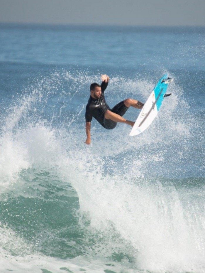 Magno Neves, surfista