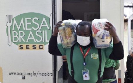 Mesa Brasil distribuirá seis toneladas de alimentos em  Nova Iguaçu