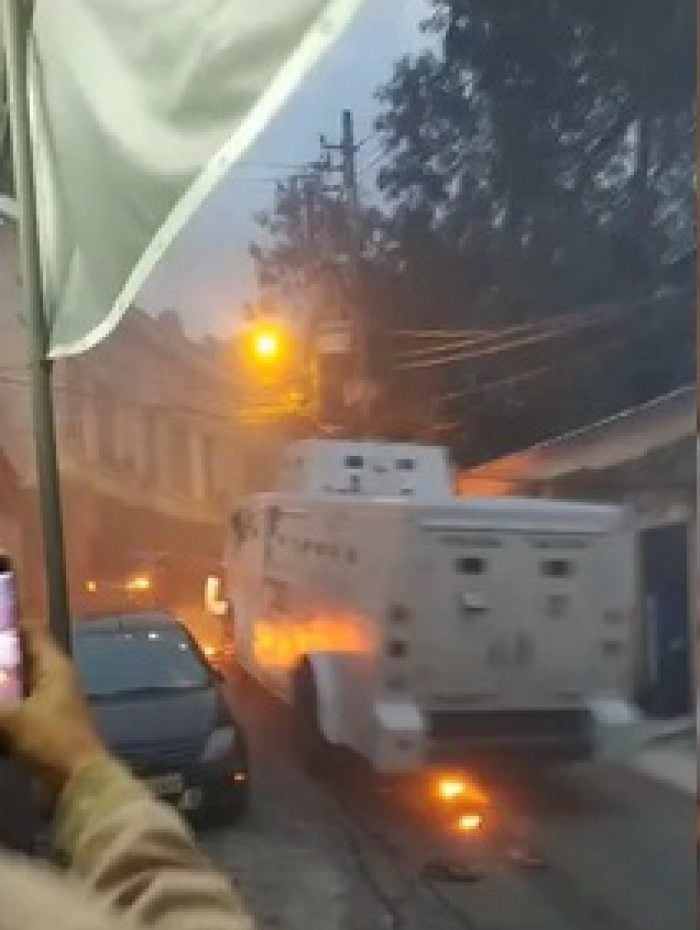 Policiais da UPP Salgueiro trocam tiros com suspeitos