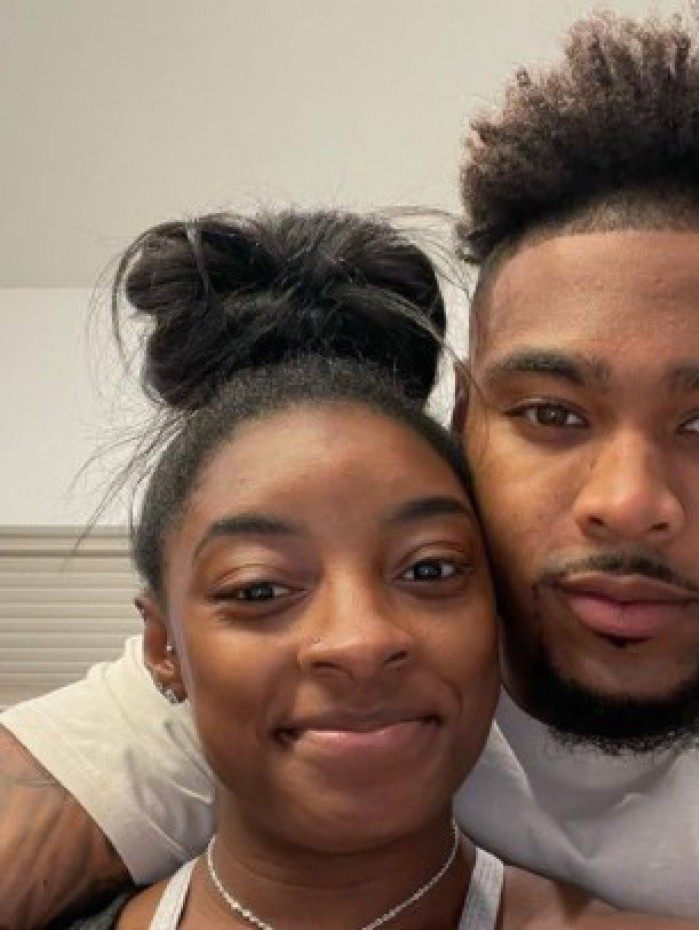 Simone Biles e Jonathan Owens