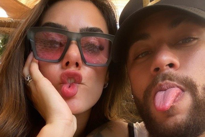 Bruna Biancardi posta foto com Neymar e aumenta rumores de affair
