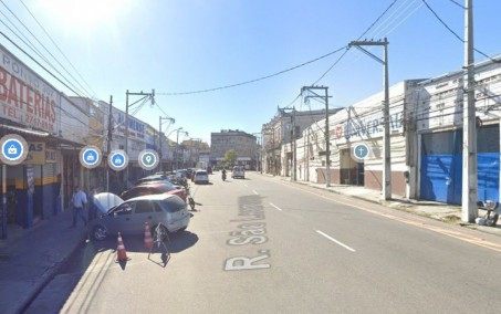 Duas pessoas ficam baleadas após policial reagir a assalto em Niterói